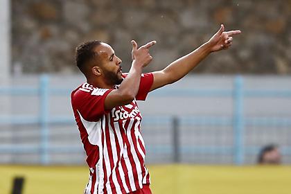 Δέκατος σκόρερ όλων των εποχών του Ολυμπιακού ο Ελ Αραμπί, κυνηγάει πλέον τον Ζιοβάνι