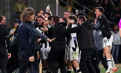 Οι οδηγίες του Λουτσέσκου και οι έντονοι πανηγυρισμοί στο γκολ του Οζντόεφ: Η παρακάμερα του ΑΕΚ-ΠΑΟΚ