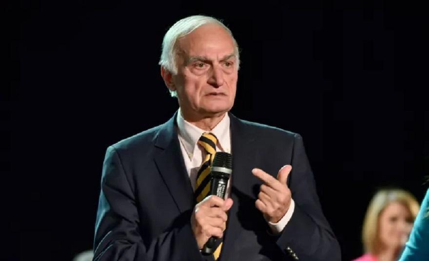 Μανώλης Μαυρομμάτης: Βγήκε από την εντατική και διέφυγε τον κίνδυνο