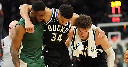 Θανάσης Αντετοκούνμπο για Γιάννη: «Υπάρχει απογοήτευση σε όλη την ομάδα»