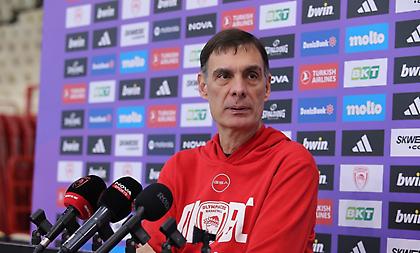 Μπαρτζώκας για αγκαλιά με Πίτερς: «Το κάναμε για πλάκα, δεν είναι ότι είμαστε εχθροί»