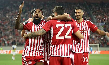 Νικολακόπουλος: «Εξήντα λεπτά τέλεια για τον Ολυμπιακό και μετά ήρθαν η κούραση και ο Ρέτσος…»