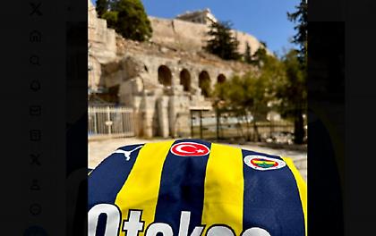 Το ποστάρισμα της Φενέρ με φόντο την Ακρόπολη