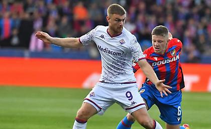 Κόλλησαν στο μηδέν και άφησαν ανοικτούς λογαριασμούς Βικτόρια Πλζεν και Φιορεντίνα