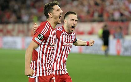 Σε… θρυλική κατάσταση ο Φορτούνης, πλασεδάρα ο Γιόβετιτς και 2-0 ο Ολυμπιακός τη Φενέρ!