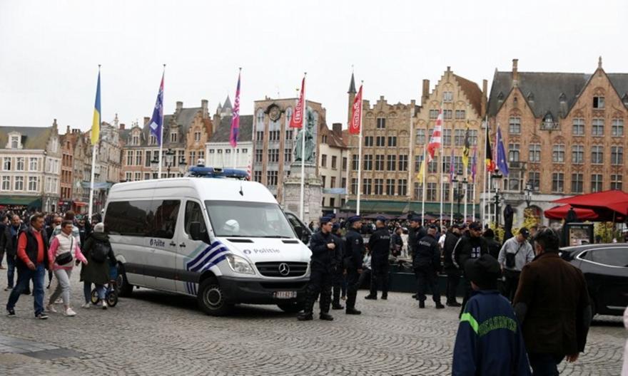 ΠΑΟΚ: Καταγγελίες για Βέλγους αστυνομικούς ότι μπαίνουν σε άδεια πούλμαν και ψάχνουν τσάντες οπαδών!