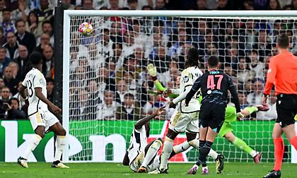 Γκολ... φωτοτυπία: Ο Φόντεν είχε εξασκήσει τη ζωγραφιά στο «Μπερναμπέου» δύο ημέρες νωρίτερα!