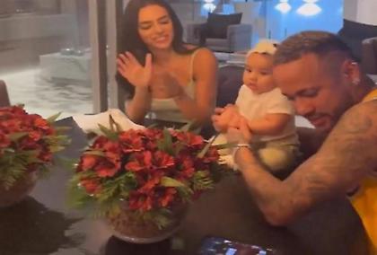 To… τερμάτισε ο Νεϊμάρ: Έπαιζε πόκερ στην γιορτή της κόρης του!