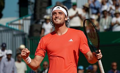 Στον τελικό του Μόντε Κάρλο μετά από επική μάχη ο Τσιτσιπάς!