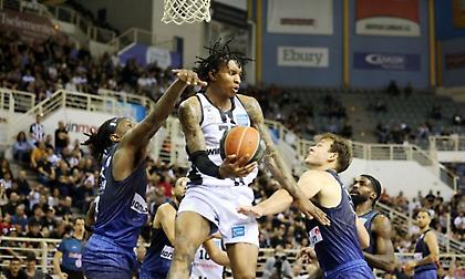 Καθάρισε την Καρδίτσα με σούπερ Πόρτερ και φουλάρει για πλέι οφ ο ΠΑΟΚ!