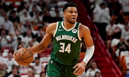 Αμφίβολος για το Game 1 με τους Πέισερς ο Γιάννης!