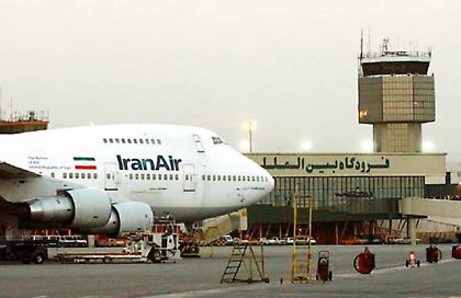 Επαναλειτουργούν τα αεροδρόμια του Ιράν