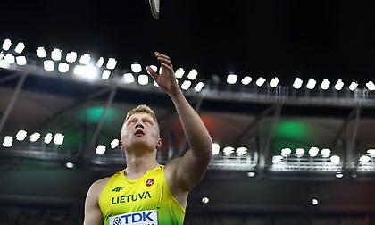 Ο 21χρονος Αλέκνα κατέρριψε το αρχαιότερο παγκόσμιο ρεκόρ ανδρών στον στίβο!