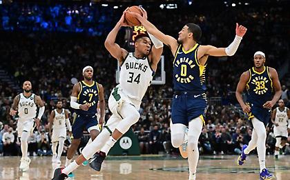 Μπακς: Το πρόγραμμα της σειράς με Πέισερς