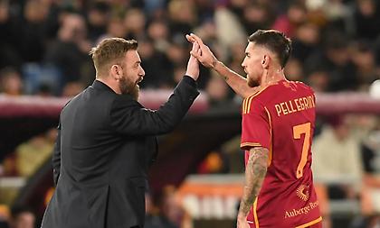 Πελεγκρίνι για Ντε Ρόσι: «Αν χρειαστεί θα πέσουμε στη φωτιά για τον προπονητή μας»