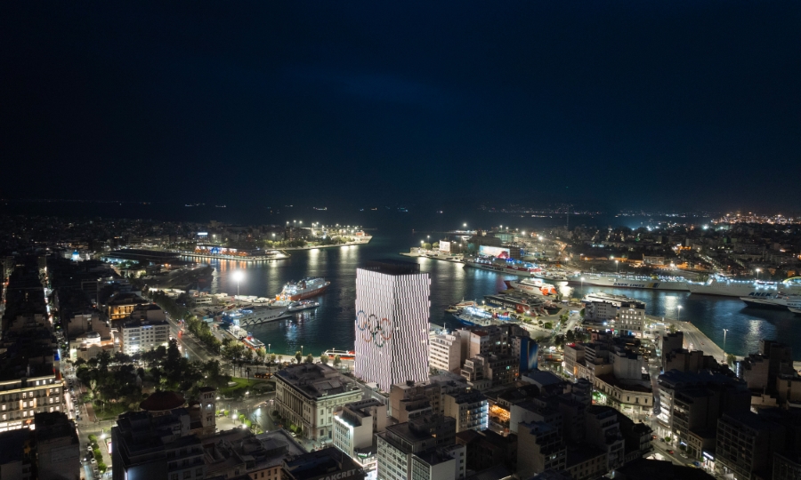 Ο Πύργος Πειραιά υποδέχεται την Ολυμπιακή Φλόγα και το γαλλικό ιστιοφόρο «Le Belem»