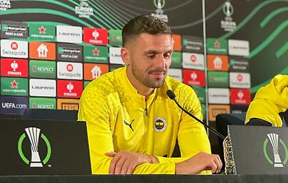 Ο χαβαλές Καρτάλ-Τάντιτς και η ατάκα του Σέρβου: «Ετοιμάζομαι να τρέξω πολύ αύριο»