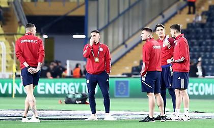 Η άφιξη του Ολυμπιακού στο «Σουκρού Σαράτσογλου»!