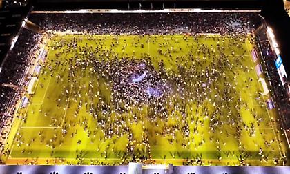 Τρομερό βίντεο με drone από την εισβολή των οπαδών της Πόρτσμουθ στον αγωνιστικό χώρο μετά την άνοδο!