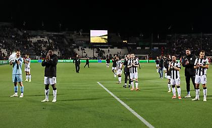 Κέρδισαν το χειροκρότημα από τους οπαδούς οι παίκτες του ΠΑΟΚ!