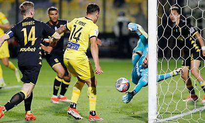 Κετσετζόγλου: «Από τις καλύτερες εμφανίσεις τερματοφύλακα που έχω δει απέναντι στην ΑΕΚ»