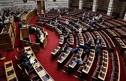 Η Νίκη παραπέμπει για διαγραφή το μέλος της που χαστούκισε τη βουλευτή της ΝΔ