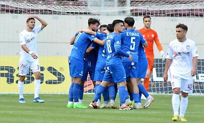 Νίκη Βόλου: Καταγγέλλει επίθεση σε αρραβωνιαστικιά παίκτη από οπαδούς της ΑΕΛ-«Εκδορές και σκισμένο πουκάμισο»