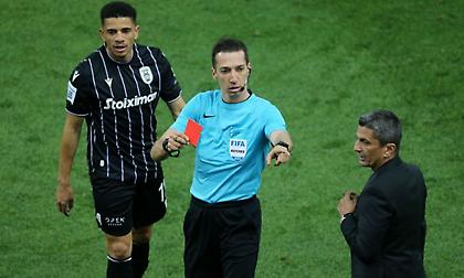 Τσορμπατζόγλου: «Πολύ κακός διαιτητής, επιβράβευε όλες τις βουτιές - Προβληματικός ο ΠΑΟΚ»