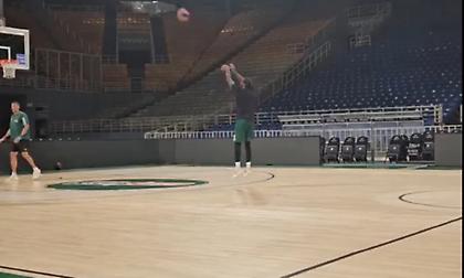 Δεν χάνει τρίποντο... ούτε με αίτηση ο Ναν πριν το Game 1 του Παναθηναϊκού με τη Μακάμπι!