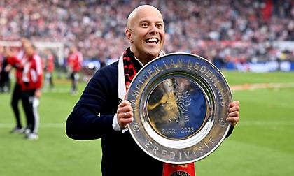 Φαβορί ο Σλοτ για να διαδεχθεί τον Κλοπ στην τεχνική ηγεσία της Λίβερπουλ