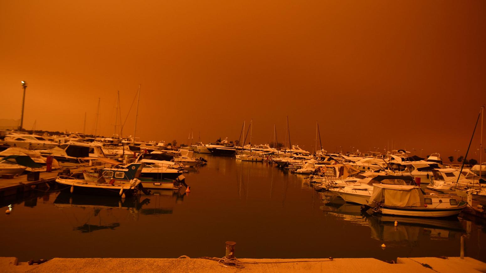 Αφρικανική σκόνη: Εικόνες… Dune στην Αθήνα και άλλες πόλεις