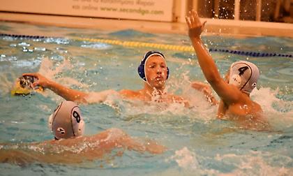 Στην οκτάδα Υδραϊκός, Περιστέρι