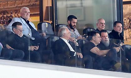 ΑΕΚ: Στη σουίτα Μελισσανίδη ο πρέσβης των ΗΠΑ