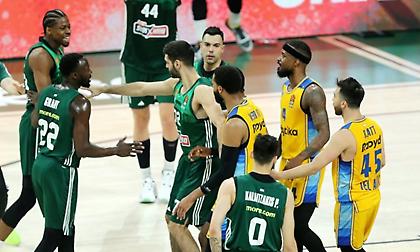 Μπράουν: «Ο Αντετοκούνμπο προκάλεσε τον Κλίβελαντ-Μπορούμε να κάνουμε το 3-1 στο Βελιγράδι»