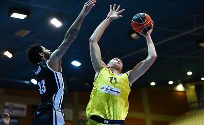 Απόλλων Πάτρας-Λαύριο