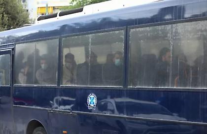 Απολογίες χούλιγκανς: Ελεύθεροι με όρους δύο από τους συλληφθέντες