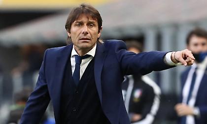 Μια ανάσα από τον πάγκο της Νάπολι ο Κόντε!