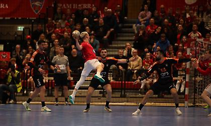 Η Βαλούρ αντίπαλος του Ολυμπιακού στους διπλούς τελικούς του EHF European Cup