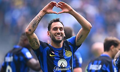 Πάρτι της Ίντερ με… οικοδεσπότη τον Τσαλχάνογλου