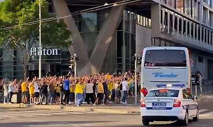 Αποθέωση της αποστολής της Μακάμπι στο Βελιγράδι από εκατοντάδες Ισραηλινούς!