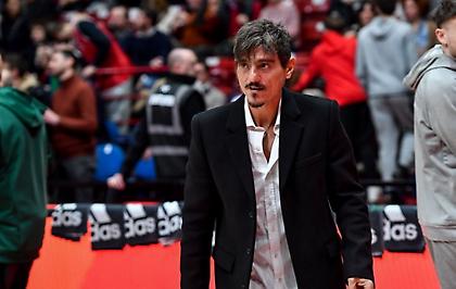 Αντιδρά ο Γιαννακόπουλος για τους οπαδούς της Μακάμπι: «Ελπίζω η Ευρωλίγκα να κάνει ό,τι πρέπει» - Πέταξε για Βελιγράδι