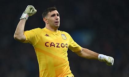 Άστον Βίλα: Ανεβάζει στροφές ενόψει Μπράιτον ο Μαρτίνες και στο βάθος... Ολυμπιακός