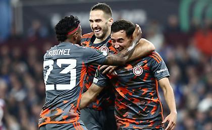 To χατ-τρικ του Ελ Κααμπί και η σύμμαχος τύχη: Οι καλύτερες στιγμές από την τεσσάρα του Ολυμπιακού στην Άστον Βίλα!