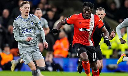 Έχασε τα άχαστα στο φινάλε η Λούτον κόντρα στην Έβερτον και η Νότιγχαμ Φόρεστ... χαμογελά!