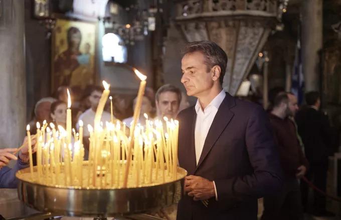 Το μήνυμα του πρωθυπουργού για το Πάσχα: Η σκέψη μας, στους αδύναμους και στους ένστολους