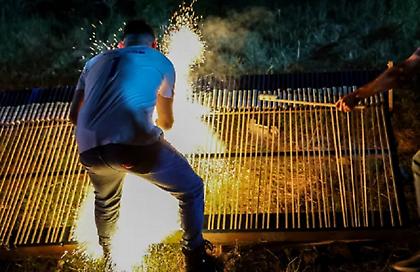 Επτά συλλήψεις το βράδυ της Ανάστασης για κατασκευή και κατοχή εμπρηστικών και εκρηκτικών υλών