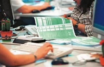 Τι δείχνουν οι πρώτες φορολογικές δηλώσεις - Πότε θα πάρετε επιστροφή φόρου