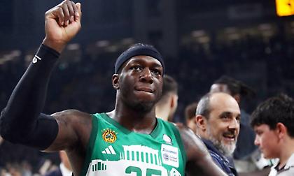 Ο Ναν αποθεώθηκε και ξεσήκωσε τους οργανωμένους