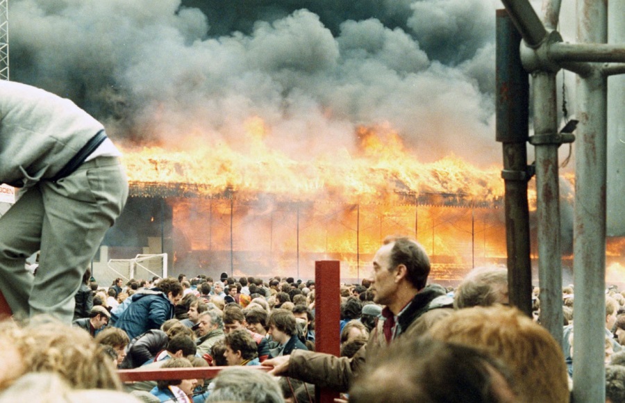 Σαν σήμερα: Η τραγωδία με τη φωτιά στο γήπεδο της Μπράντφορντ