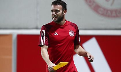 Νικολακόπουλος: «50-50 Ρίτσαρντς και Κίνι για το Ολυμπιακός-Άστον Βίλα, αύριο ξεκαθαρίζει η κατάσταση»